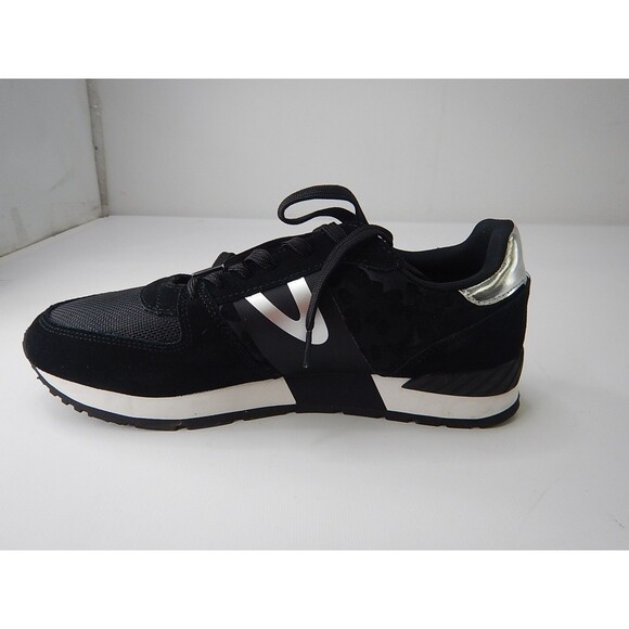 Tretorn Black and White Sneakers - Picture 2 of 7